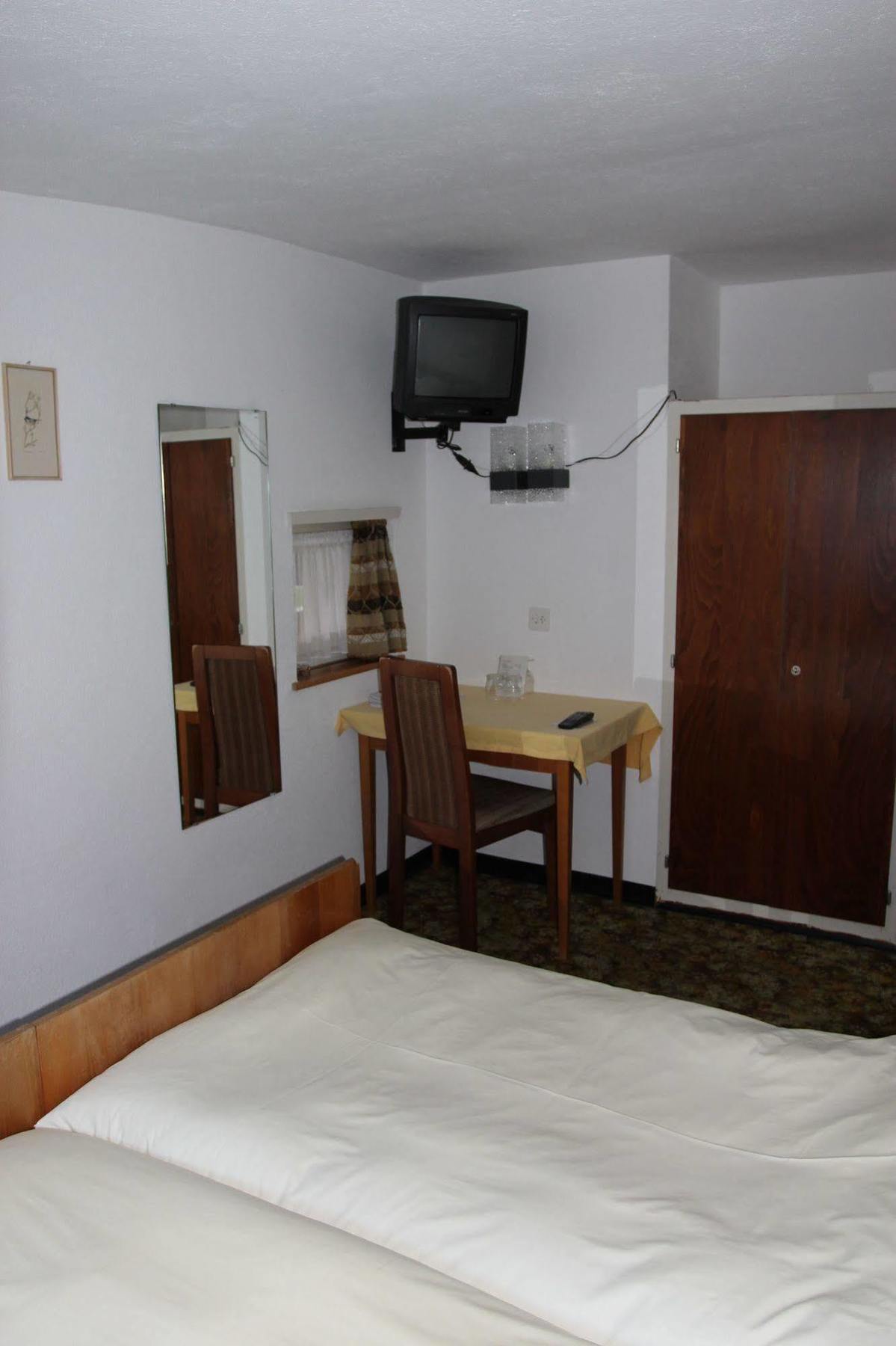 Hotel Alfa Zermatt Ngoại thất bức ảnh